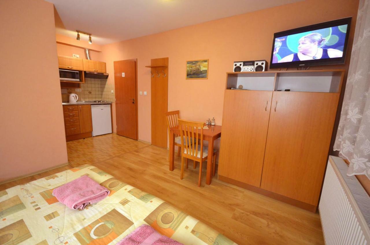 Apartmany Best Ii. Бешенёва Экстерьер фото